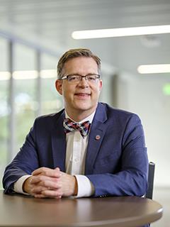 Headshot of CCC President Tim Cook